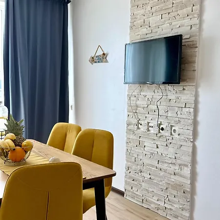 Apartman Boutique Europe Elegant Coastal Escape *