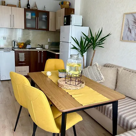 Boutique Europe Elegant Coastal Escape Apartman Pomorie