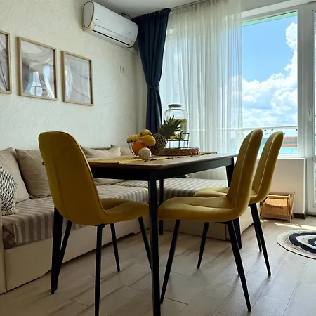 Apartment Boutique Europe Elegant Coastal Escape *