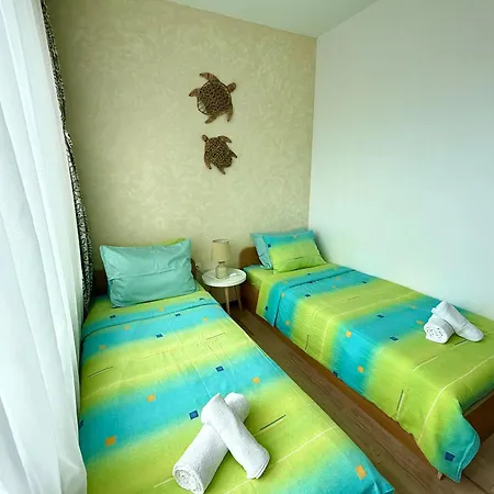 Apartmán Boutique Europe Elegant Coastal Escape *