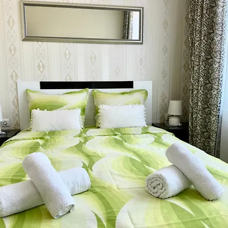 Boutique Europe Elegant Coastal Escape Apartment *