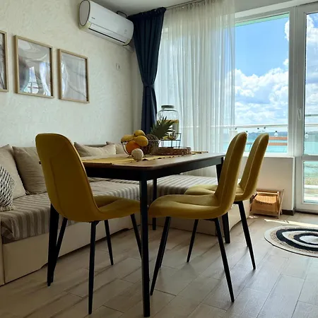Apartmán Boutique Europe Elegant Coastal Escape Pomorie