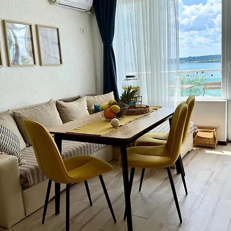 Boutique Europe Elegant Coastal Escape Apartment *